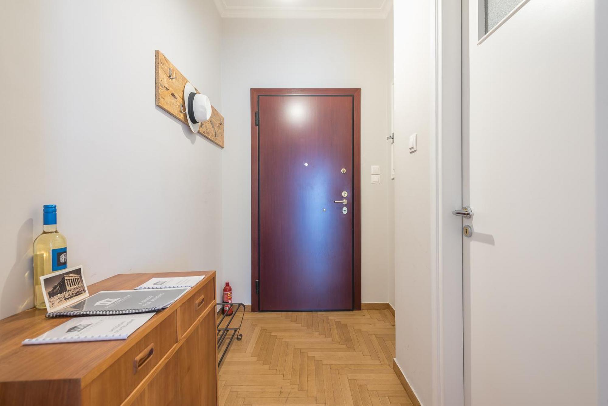 Spacious 2Bds Apt With Acropolis View In Center Athens Exterior photo