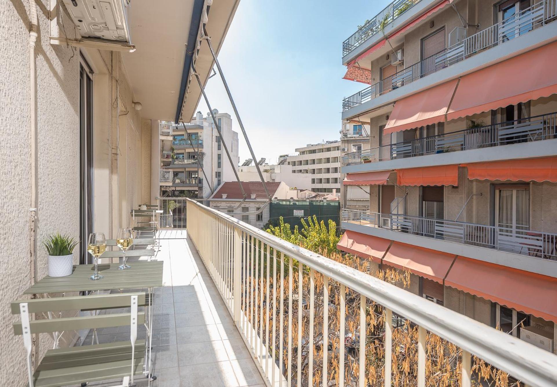 Spacious 2Bds Apt With Acropolis View In Center Athens Exterior photo