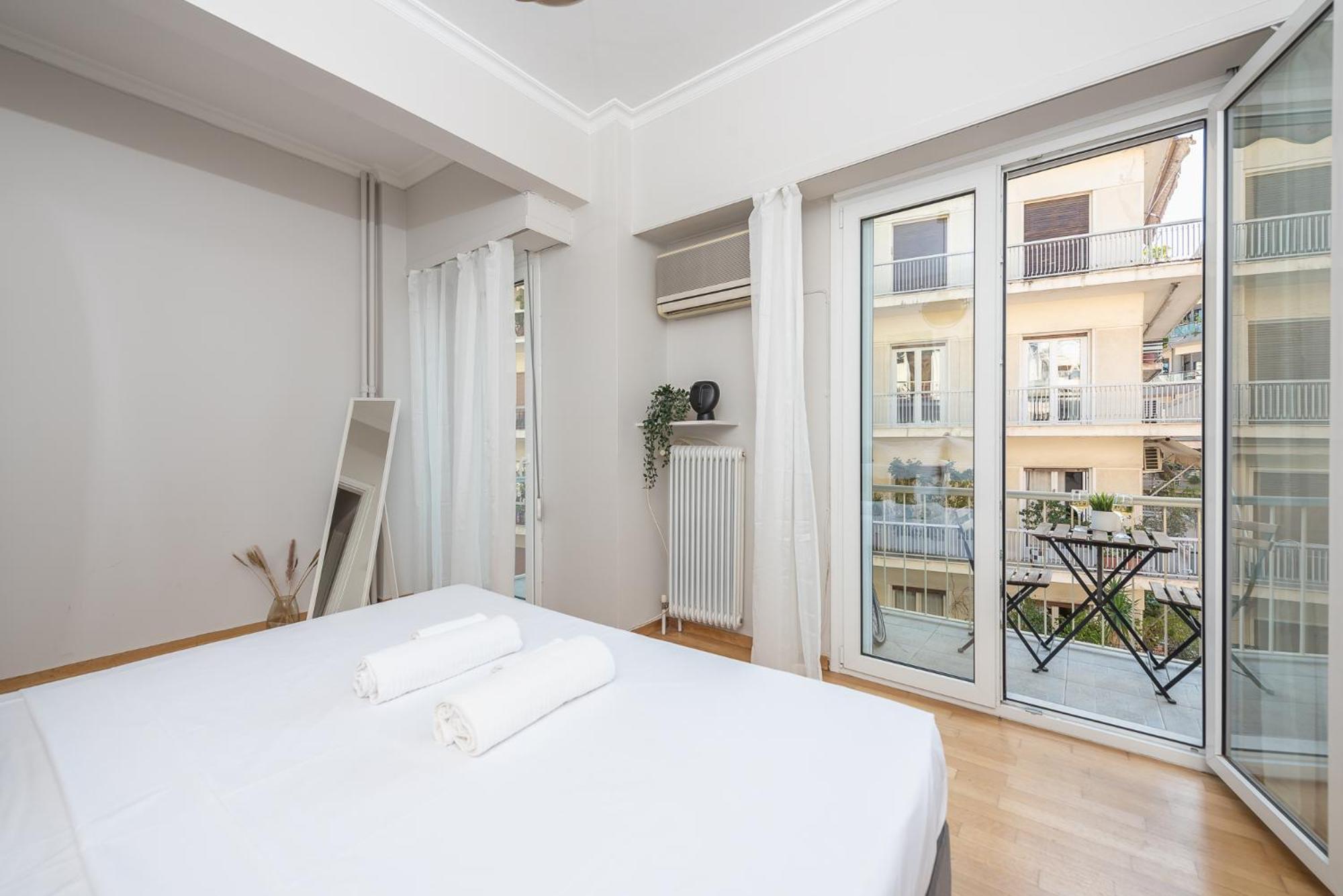 Spacious 2Bds Apt With Acropolis View In Center Athens Exterior photo